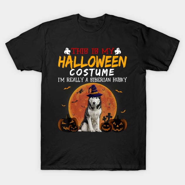 Halloween Vintage Loves Siberian Husky Funny Dog Mom Dad T-Shirt by JaydeMargulies